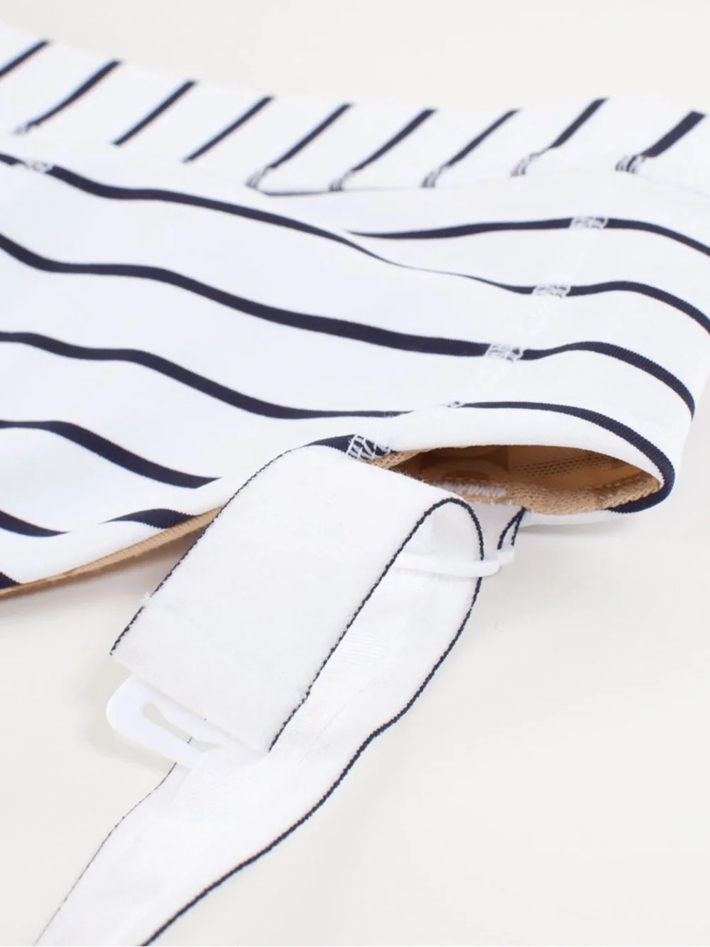LULULEMON ADJUST ME BRA QUIET STRIPE WHITE DEEP INIGO WOMEN’S 4